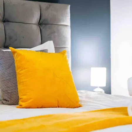 2 Bedroom Apartment In Birmingham City-Centre With Free Parking Exterior photo