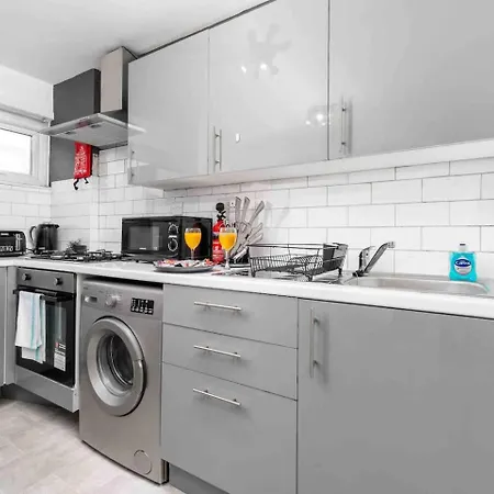 2 Bedroom Apartment In Birmingham City-Centre With Free Parking Exterior photo