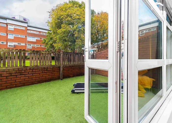 2 Bedroom Apartment In Birmingham City-Centre With Free Parking