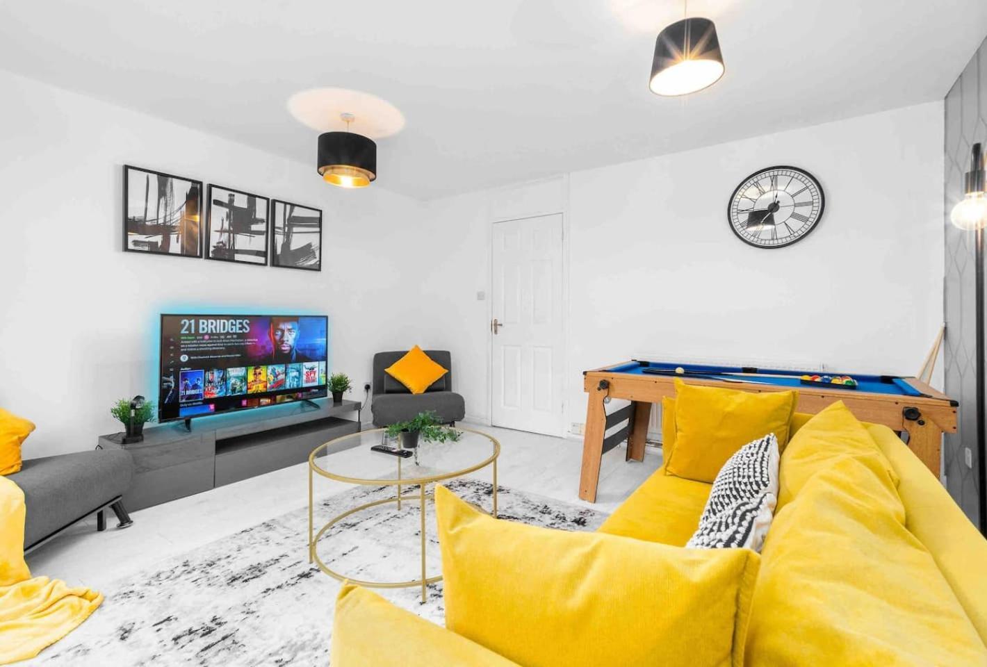 2 Bedroom In City-centre With Free Parking Birmingham