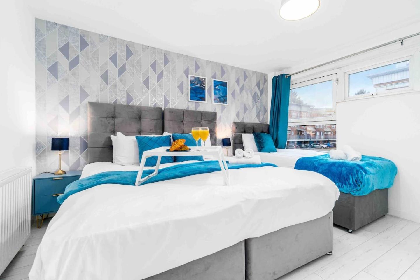 2 Bedroom In City-centre With Free Parking Apartment Birmingham